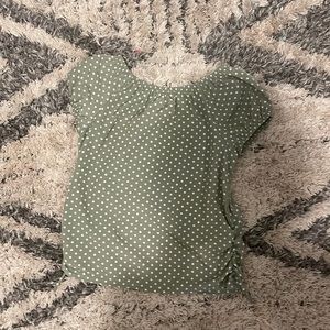 a shirt with scrunch on the side